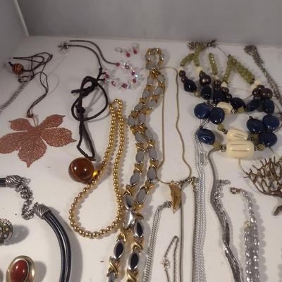 Collection of Fashion Jewelry (#14)