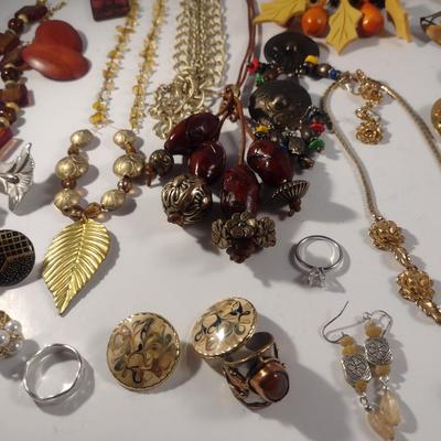 Collection of Fashion Jewelry (#16)