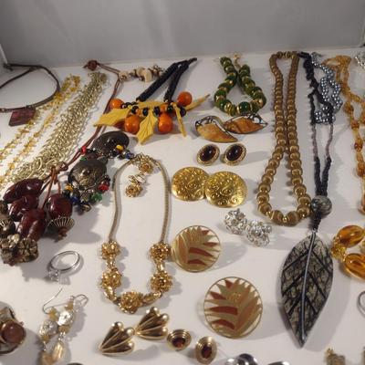 Collection of Fashion Jewelry (#16)