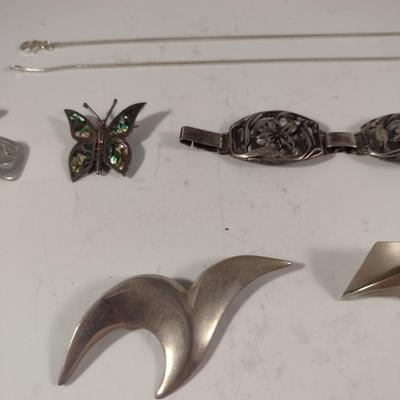 Collection of Sterling Silver Jewelry (#21)