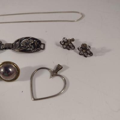 Collection of Sterling Silver Jewelry (#21)