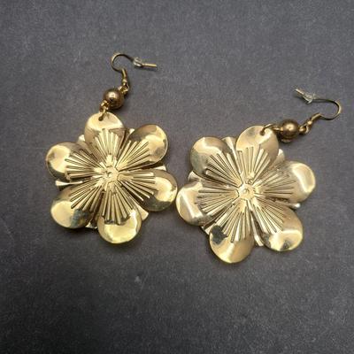 Fun Fashion Jewelry 4pcs