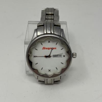 Snap ON Wrist Watch Date Hour Minute