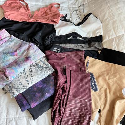Lot Womenâ€™s Active Ware - Spanx, Elietian, Pink