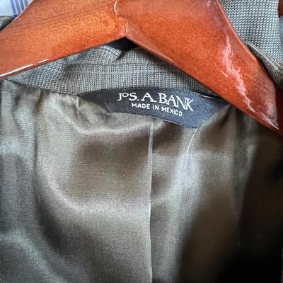 Lot of 8 Mens Suits Sz. XL
