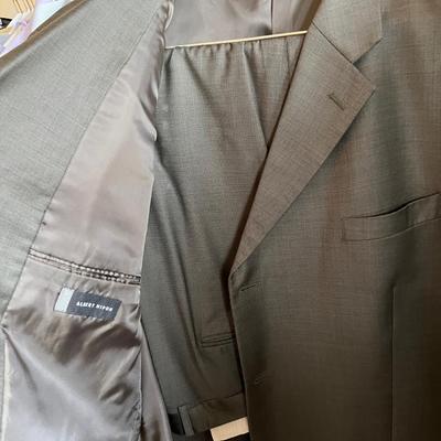 Lot of 8 Mens Suits Sz. XL