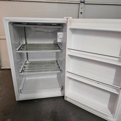 Sears Kenmore 5.0 CU FT Freezer (G-JS)