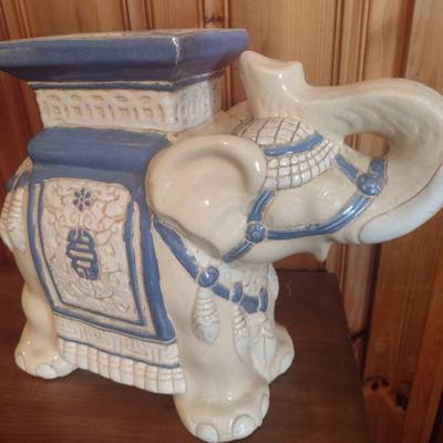 Ceramic Elephant Plant Stand