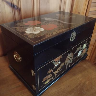 Vintage Black Lacquer Jewelry Chest (No Contents)