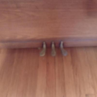 Gulbransen Company Piano with Bench