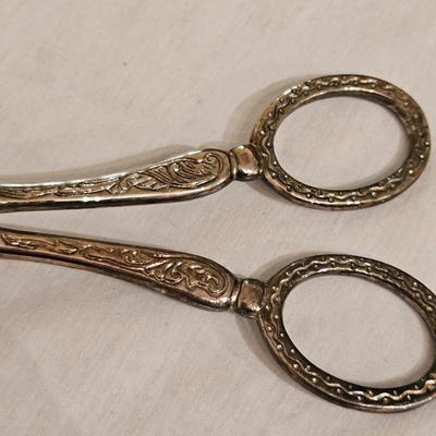 Assorted Flatware, Steak Knives, and More (K-DW)