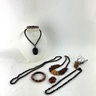 1408 Black Onyx Face Necklace Bracelets Mermaid Netsuke