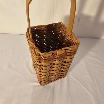 Collection of Baskets (B-JS)