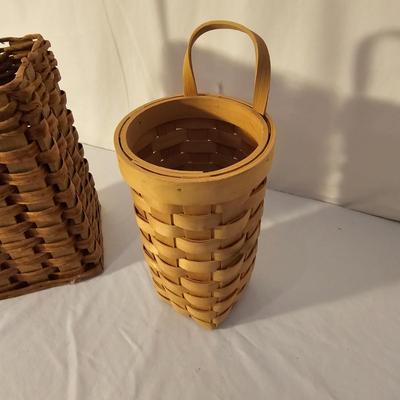 Collection of Baskets (B-JS)