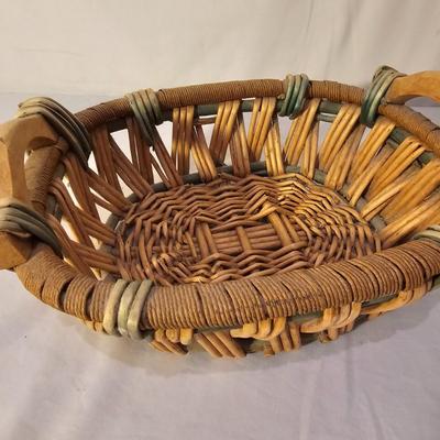 Collection of Baskets (B-JS)