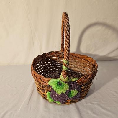 Collection of Baskets (B-JS)