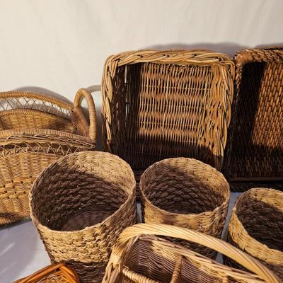 Collection of Baskets (B-JS)