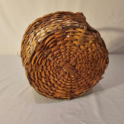 Collection of Baskets (B-JS)