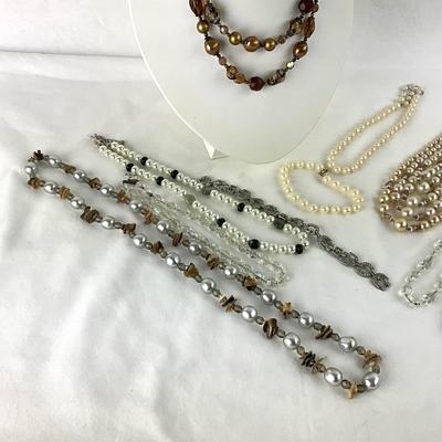 1412 Pearl Beaded Costume Jewelry Lot