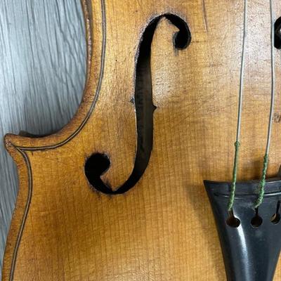 OLD Vuillaume a Paris Violin/ With Bow & case