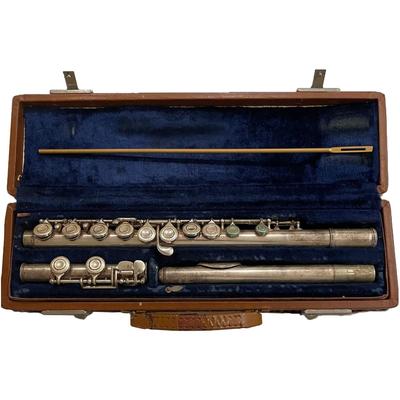F.E. Olds Ambassador flute Silver with case/ SERIAL No. 178368