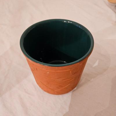 Chip and Dip Plates, a Wooden Bowl and Utinsels, and. Terracotta Container (K-DW)