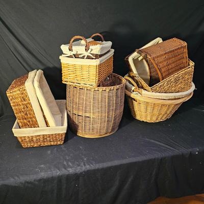 Laundry Baskets & More (L-JS)