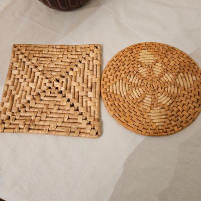 Longabarger Ceramic Pie Pan, Over and Back Pie Plate and More (K-DW)