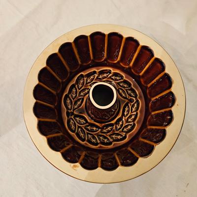 Longabarger Ceramic Pie Pan, Over and Back Pie Plate and More (K-DW)