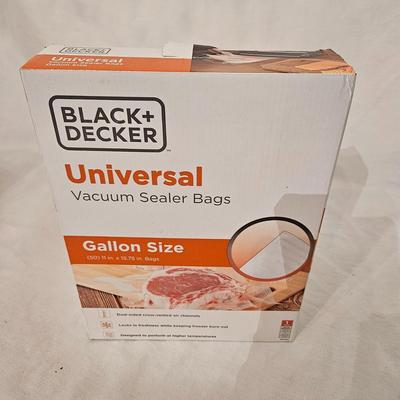 Nesco Vacuum Sealer and Vacuum Bags (K-DW)