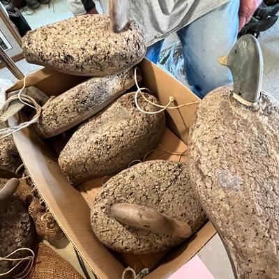 Lot of vintage cork decoys