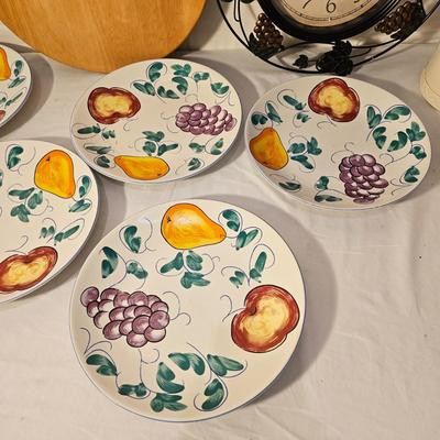 Fruit & Wine Themed Ceramic Ware & More (K-JS)