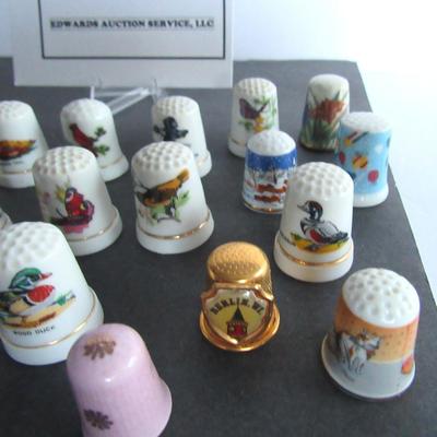 Lot of Older China and 1 Metal Thimbles