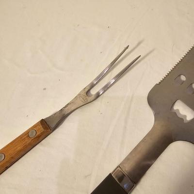 Grill Tools & Picnic Basket (K-JS)