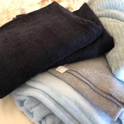 Throw Blankets / Shavel Electric Blanket / Bath Towels