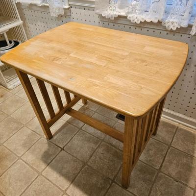 Small Wooden Table & Chairs (K-JS)