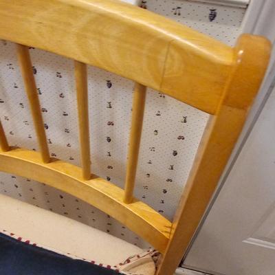 Small Wooden Table & Chairs (K-JS)