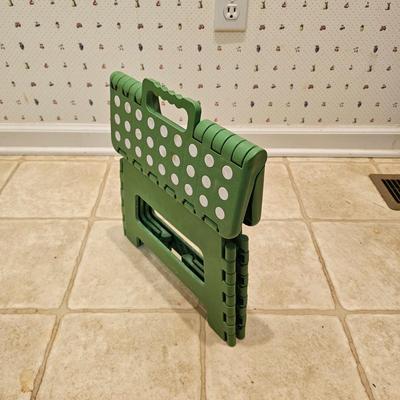 Stepstools, Shelves & Lazy Susans (K-JS)