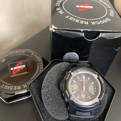 H Shock Shock Resistant Watch