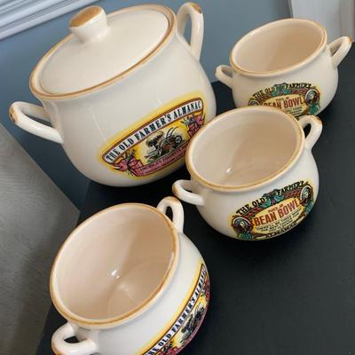 Bean Pot Set w Bowls