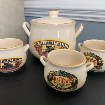 Bean Pot Set w Bowls