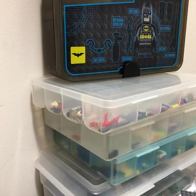 MEGA Lego Lot w/ containers (Many Star Wars)