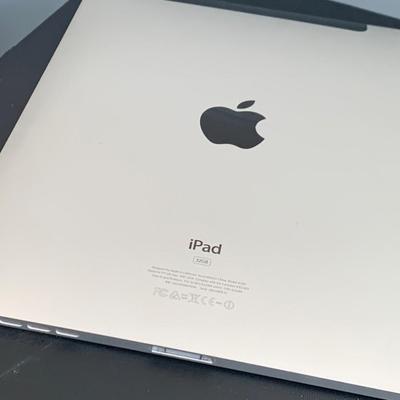 Generation 1 Apple iPad Model A 1337
