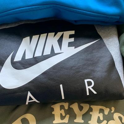 HUGE Menâ€™s Hoodies Swearshirt Lot