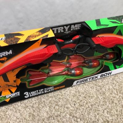 New in Box; Clip-N-Roll Skates, Nerf Firetek Bow & 3 in 1 Spider & Solar Robot