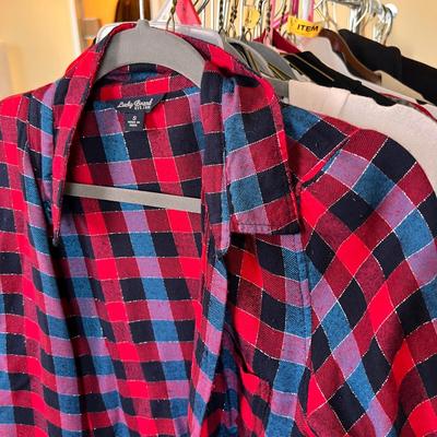 Big Mixed Lot Womenâ€™s Tops Sz SM- MD