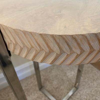 Chome Leg Round Table