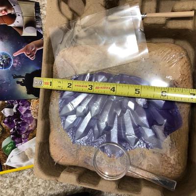 National Geographic Crystal & Gemstone Kits ***new in box