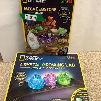 National Geographic Crystal & Gemstone Kits ***new in box