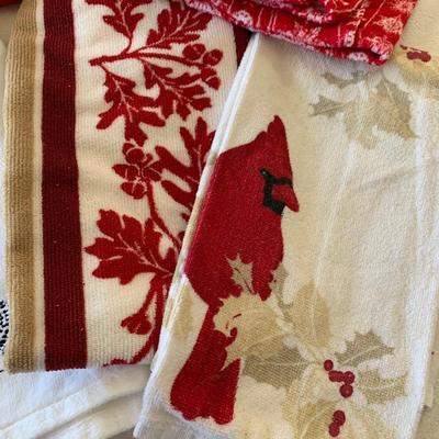 Hand Towels & Pot Holders Lot